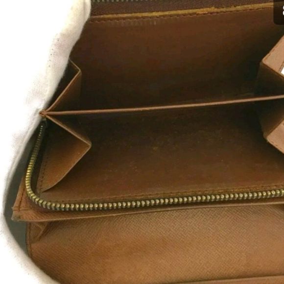 Louis Vuitton Monogram Bifold Wallet /P3094 - Picture 8 of 13